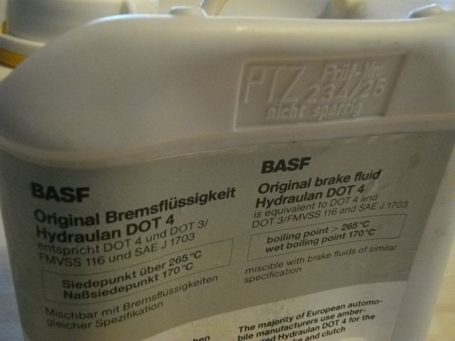BASF DOT 4 (4).JPG